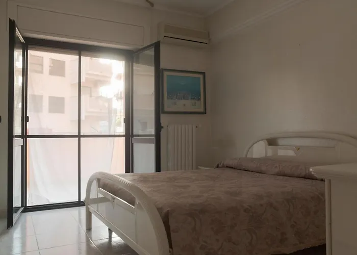 Degasperi * מנפרדוניה